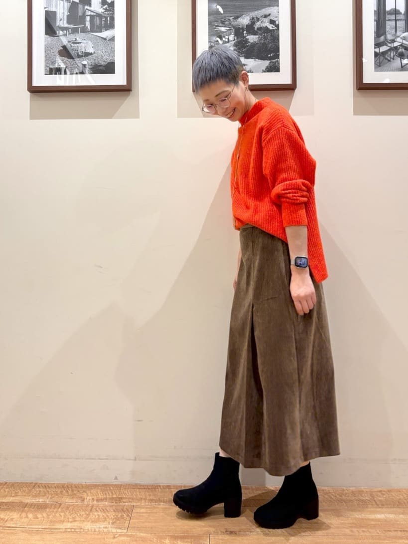 Ayumiさんの「SHOO･LA･RUE｜【撥水/洗える】ショートフーディーダウン」を使ったコーディネート