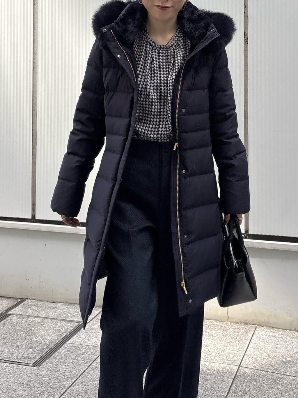 kotakiさんの「INDIVI｜【名品／撥水／抗菌防臭】ロング丈リサイクルダウンコート」を使ったコーディネート