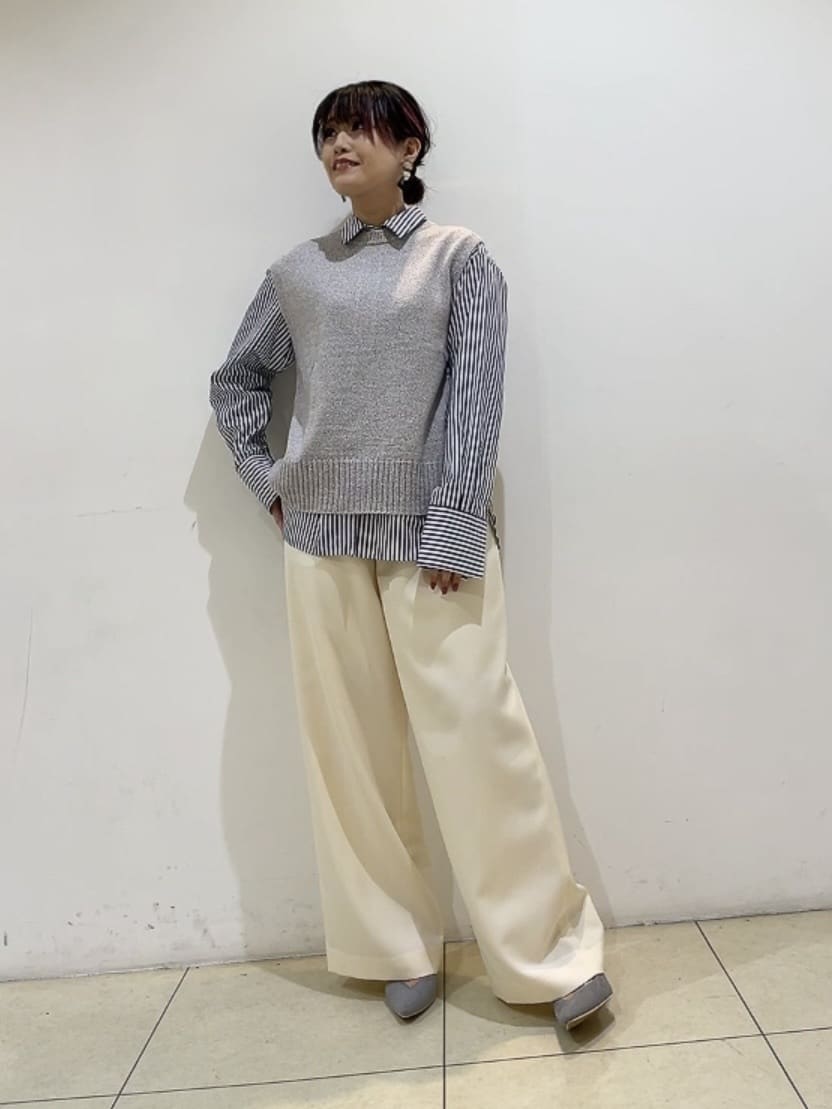 watanabeさんの「UNTITLED｜【重ね着レイヤードに】杢調ニットベスト」を使ったコーディネート