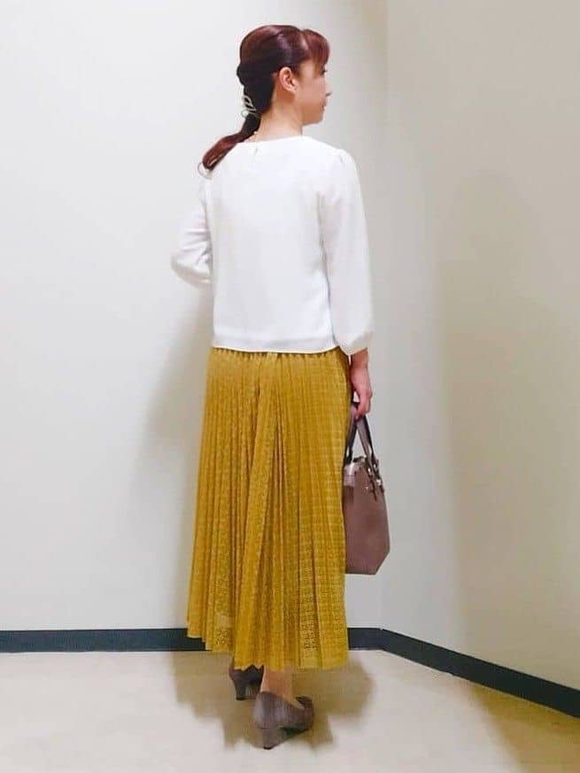 花さんの「Reflect｜【イージーケア】サークルダイヤ柄レースプリーツスカート」を使ったコーディネート