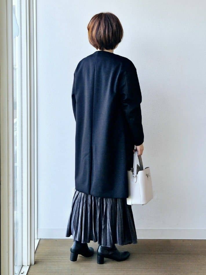 やじまさんの「UNTITLED｜【アンサンブル可/洗える】シルクウールカシミヤ ドルマンスリーブニット」を使ったコーディネート