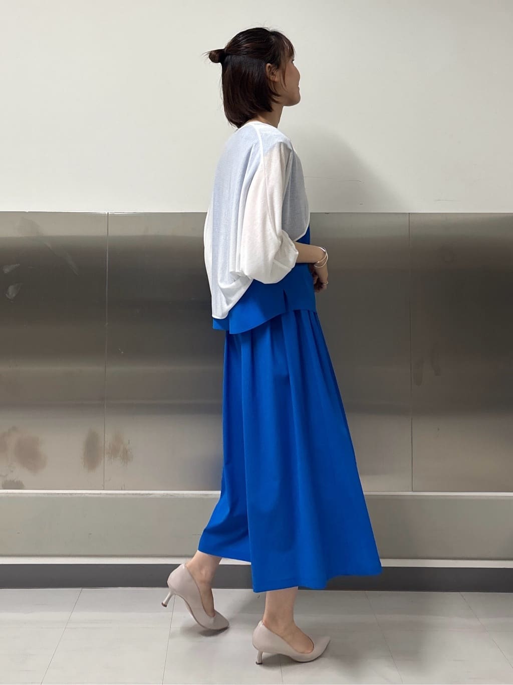 kanaeさんの「INDIVI｜【軽く羽織れる】ボレロカーディガン」を使ったコーディネート