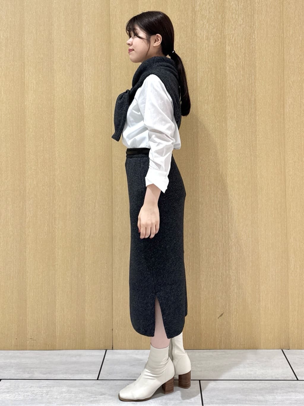 nanaさんの「UNTITLED｜【セットアップ可/ゆったり】ウール混ラメニット」を使ったコーディネート