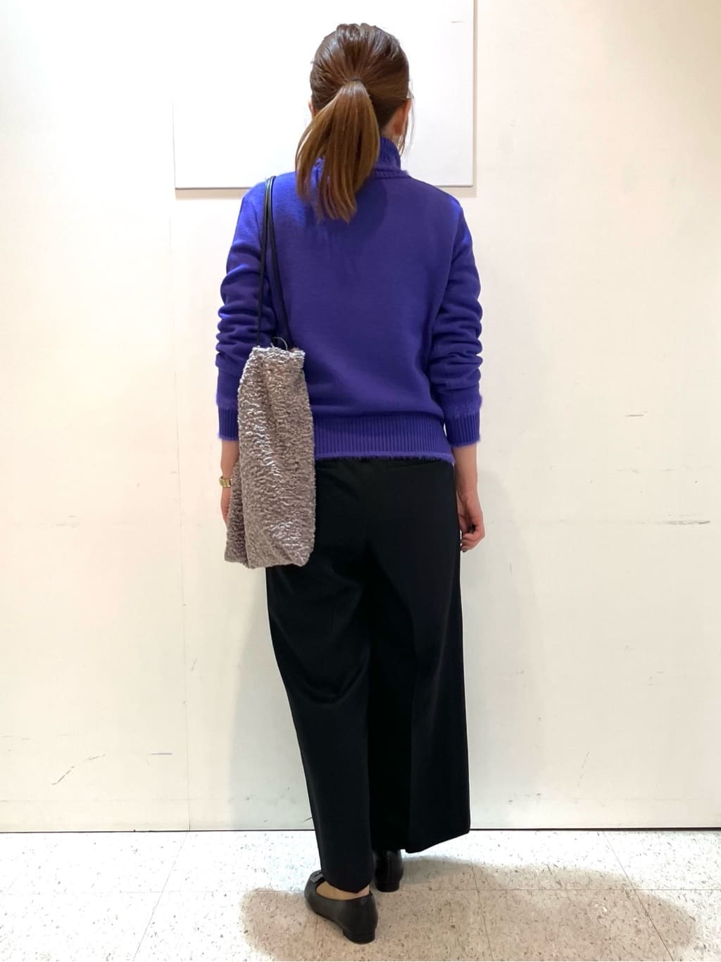 kozuさんの「Reflect｜【ほんのりラメ感◎】ふわふわフェザーヤーンハイネックニット」を使ったコーディネート