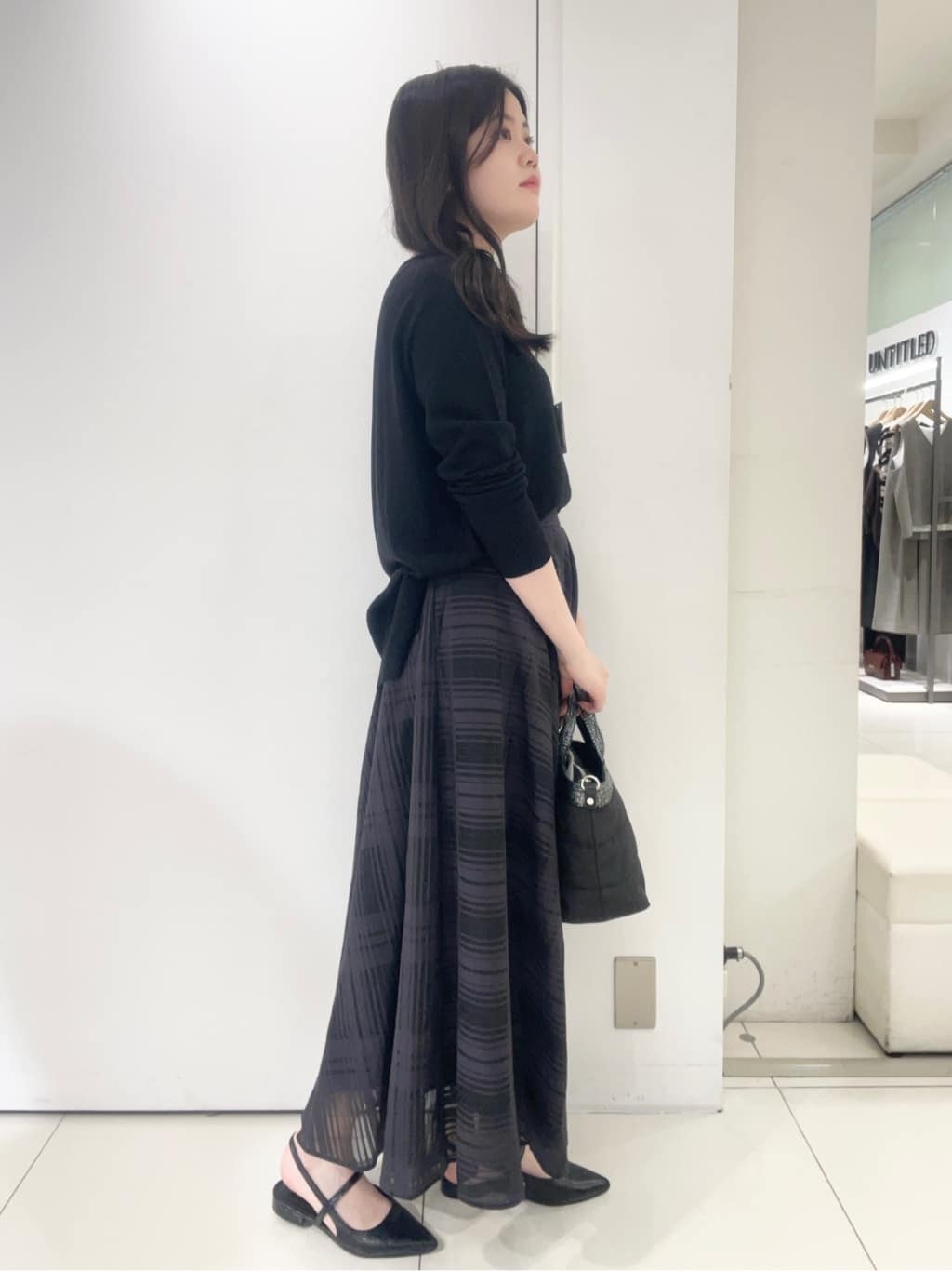 moeさんの「UNTITLED｜【8色展開/体型カバー】魅せるタイムレスニット」を使ったコーディネート