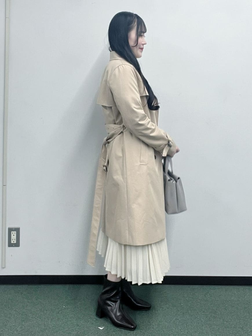 Hitomiさんの「index｜撥水トレンチコート【洗濯機OK／花粉対応】《XS～3L》」を使ったコーディネート