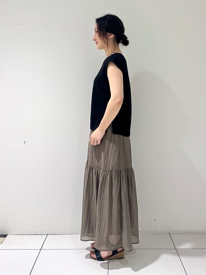 そんさんの「INDIVI｜【2点セット／着回し◎】ノースリーブ＆ティアードスカート カセット服」を使ったコーディネート