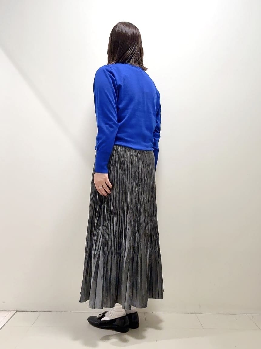 YUIさんの「UNTITLED｜【8色展開／コンパクト丈】レーヨン混 コクーンニット」を使ったコーディネート