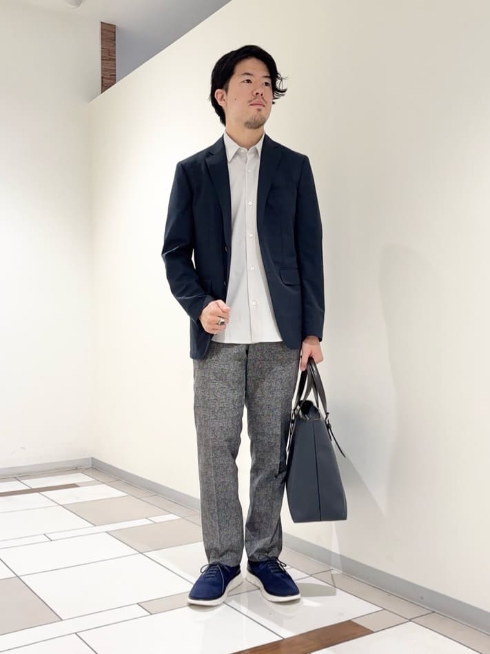 及川さんの「TAKEO KIKUCHI｜【抗菌防臭】COOL DOTS（R）ドビープリント ジャケット」を使ったコーディネート