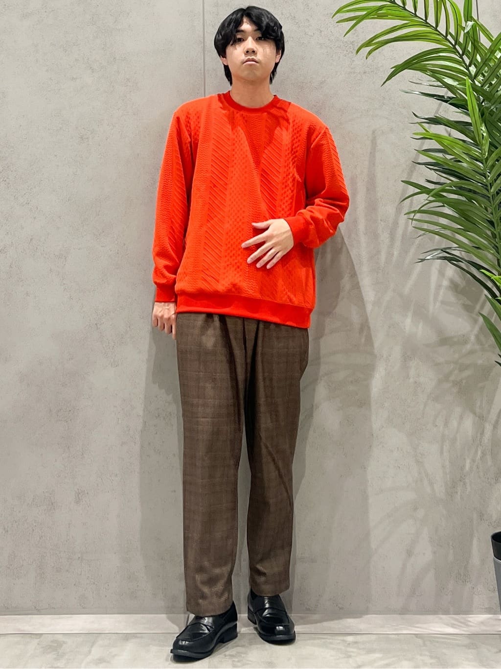 SHI-MAさんの「THE SHOP TK｜【無地に飽きた方へ】ふくれジャカードスウェット　洗濯機OK/6色展開/ユニセックスでおすすめ！」を使ったコーディネート