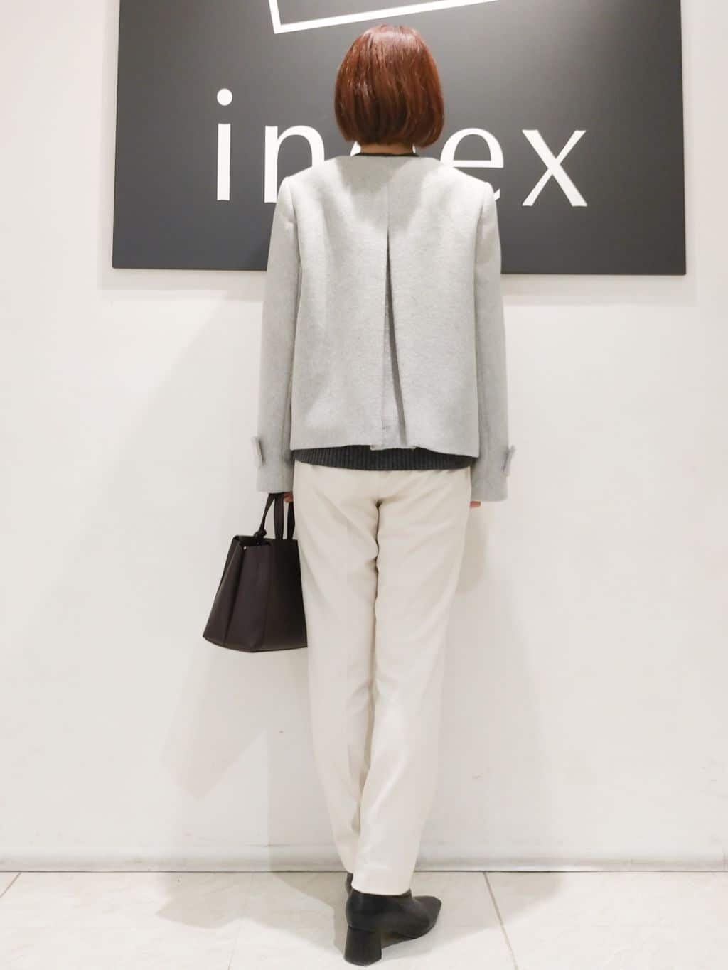 n.さんの「index｜ウォームストレッチテーパードパンツ【洗濯機OK／防シワ／吸湿発熱】《XS～3L》」を使ったコーディネート