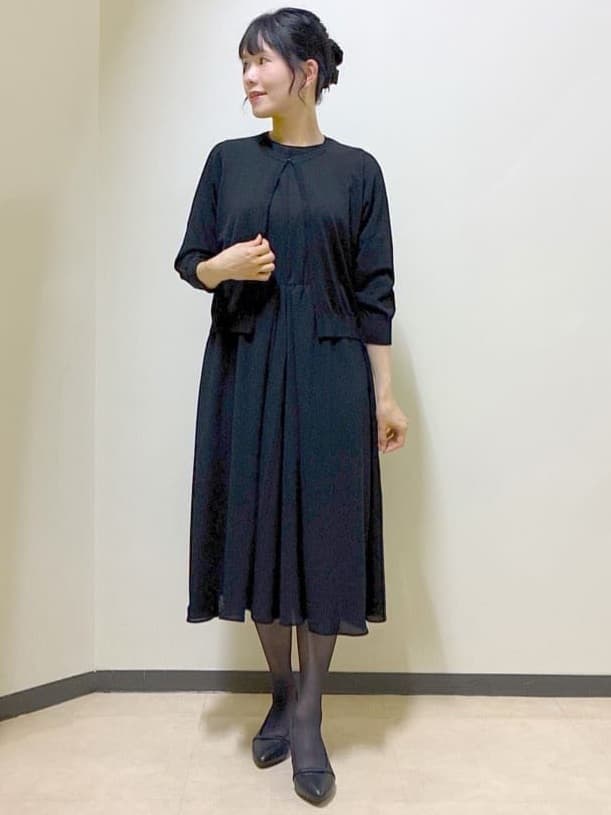  beni_gingerさんの「Reflect｜【吸水速乾／防しわ】シルキープリーツワンピース」を使ったコーディネート