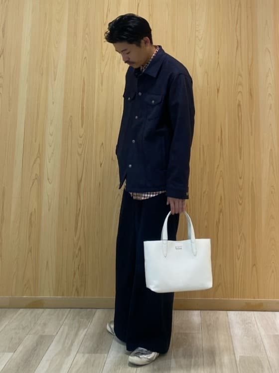 石井友也さんの「TAKEO KIKUCHI｜マルチギンガムチェック シャツ」を使ったコーディネート