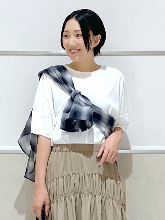 eriko さんの「Dessin｜【二の腕カバー／UVカット】ランタンスリーブカットソー」を使ったコーディネート