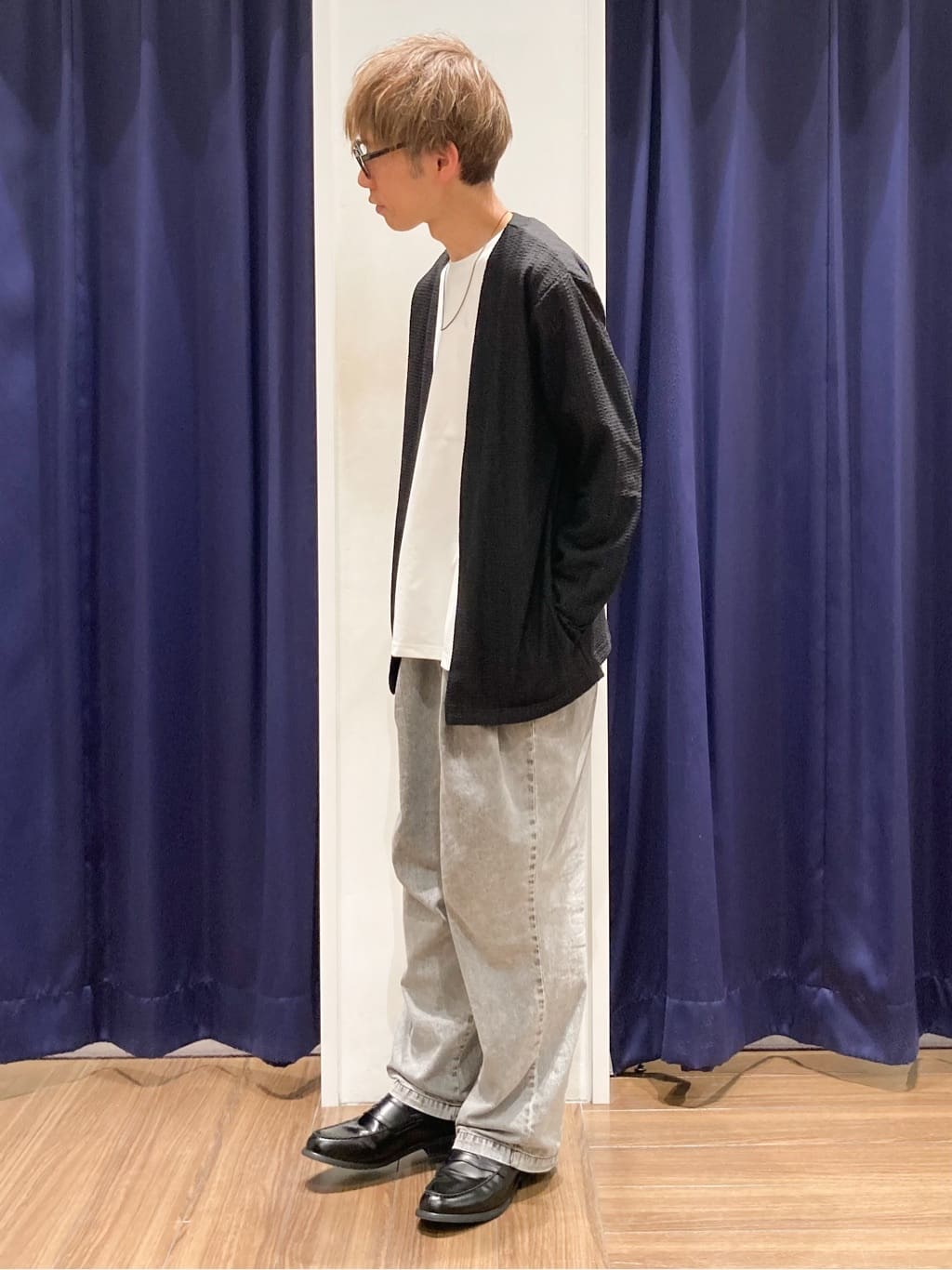 つーじーさんの「THE SHOP TK｜【セットでお買い得！！】長袖カーディガン＋半袖Tシャツ　洗濯機OK/吸水速乾(Tシャツのみ)」を使ったコーディネート