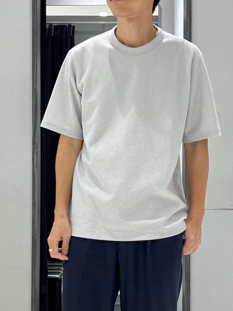 わいずみさんの「TAKEO KIKUCHI｜【COOL CITY WEAR】籠目アート柄 サッカーシャツ /通気性」を使ったコーディネート
