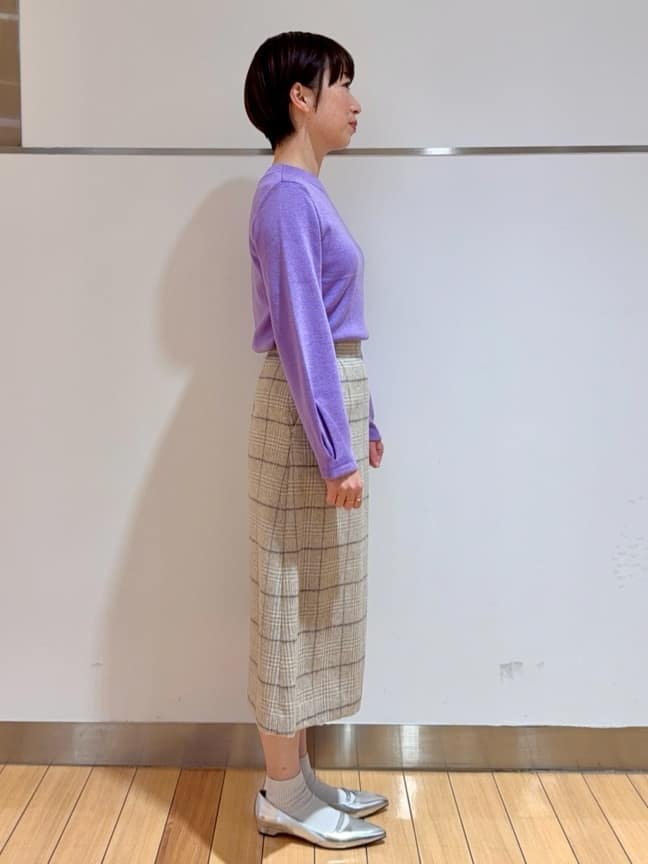 あやさんの「UNTITLED｜【きれいめ/洗える】ラメ入りワイドボートネックニット」を使ったコーディネート