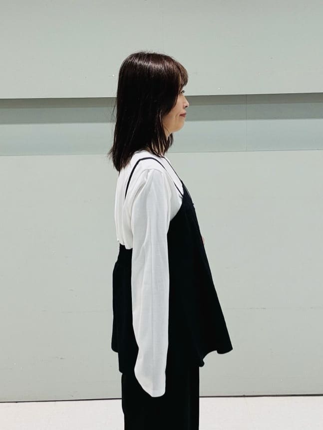 makiさんの「UNTITLED｜【洗える/ゆったりシルエット】ビスチェドッキング　プルオーバー」を使ったコーディネート