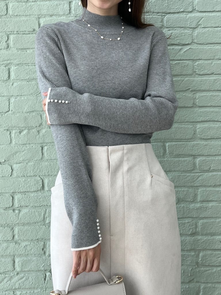 はばさんの「Couture brooch｜【多機能・フェミニン】パール調リブニット」を使ったコーディネート