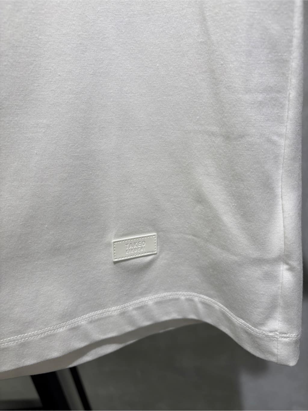 s___sさんの「TAKEO KIKUCHI｜【COOL CITY WEAR】インドライ天竺モックネック プルオーバー /吸汗速乾」を使ったコーディネート
