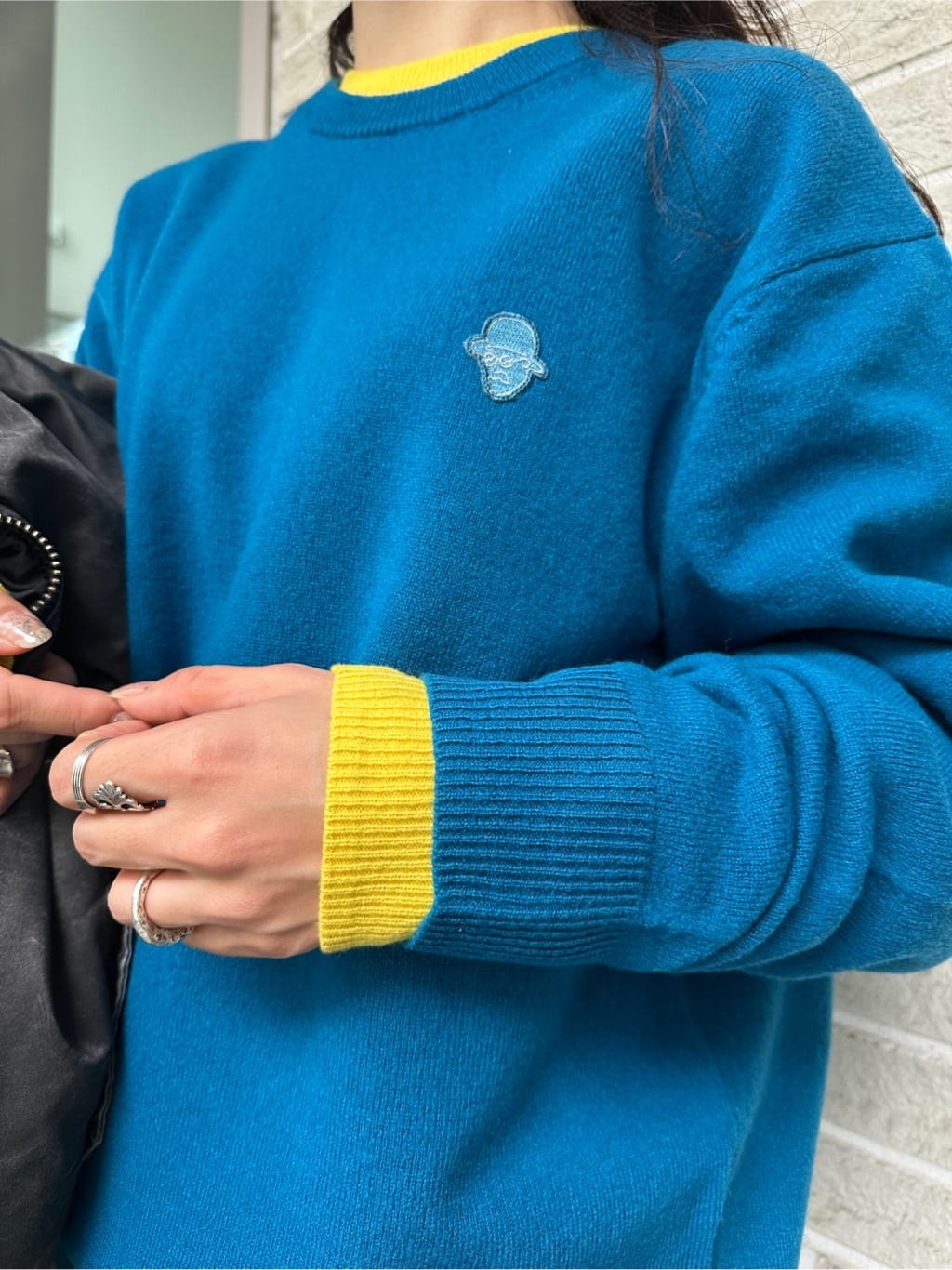 つぐみさんの「TAKEO KIKUCHI｜【Air Palette Knit】ワンポイント カラーニット プルオーバー」を使ったコーディネート