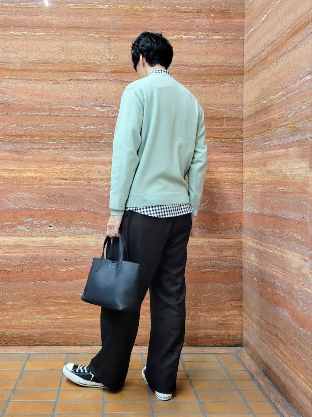 piroyaさんの「TAKEO KIKUCHI｜【Air Palette Knit】ワンポイント カラーニット プルオーバー」を使ったコーディネート