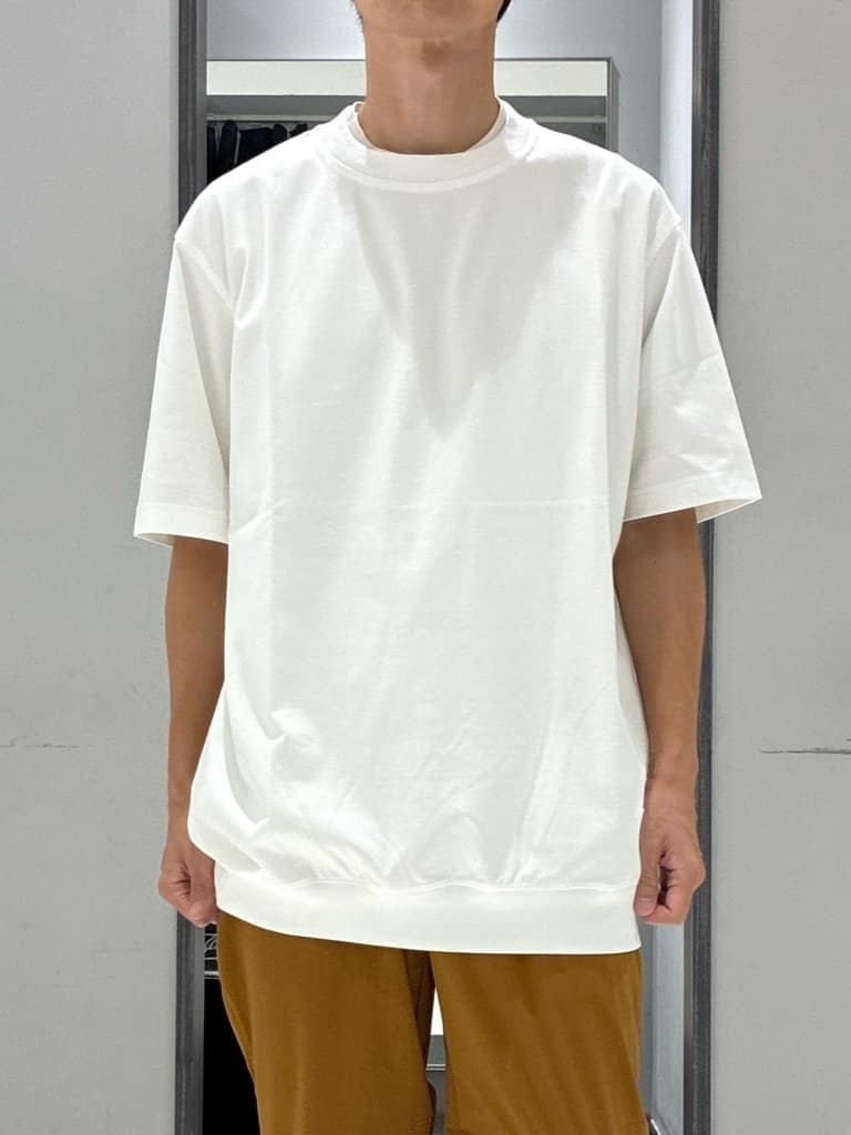 わいずみさんの「TAKEO KIKUCHI｜【抗菌防臭／5サイズ展開】ハイゲージポンチ Tシャツ」を使ったコーディネート