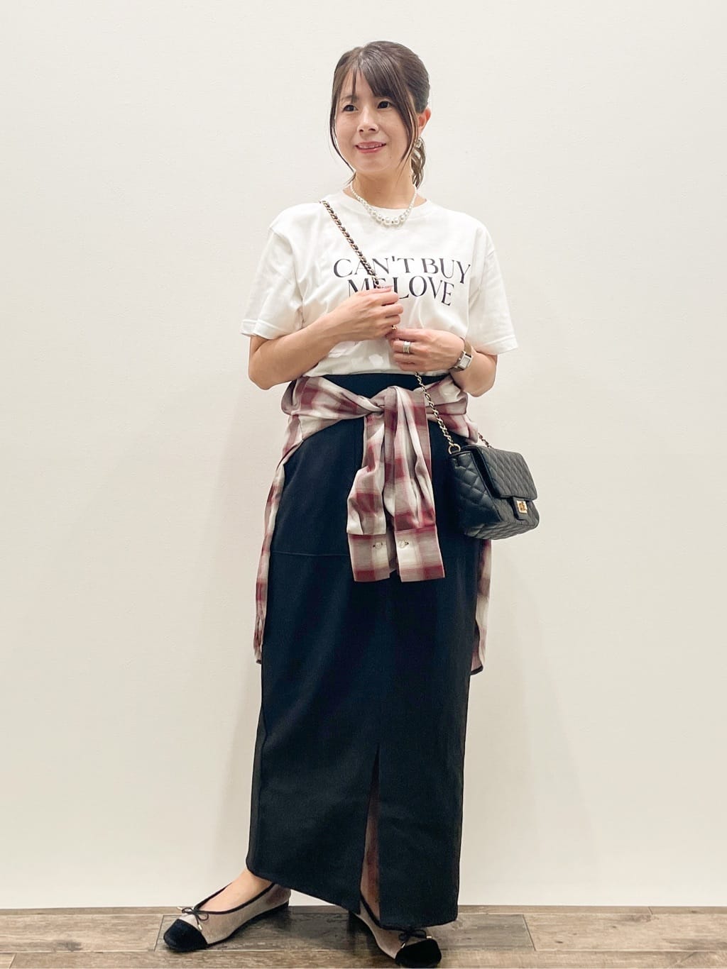 Asukaさんの「OPAQUE.CLIP｜ロックTシャツ別注アソート【GREEN DAY／METALLICA／THE BEATLES】」を使ったコーディネート