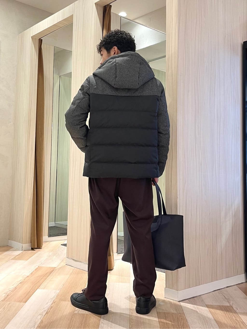 URAさんの「TAKEO KIKUCHI｜カラーコンビ ダウンブルゾン」を使ったコーディネート