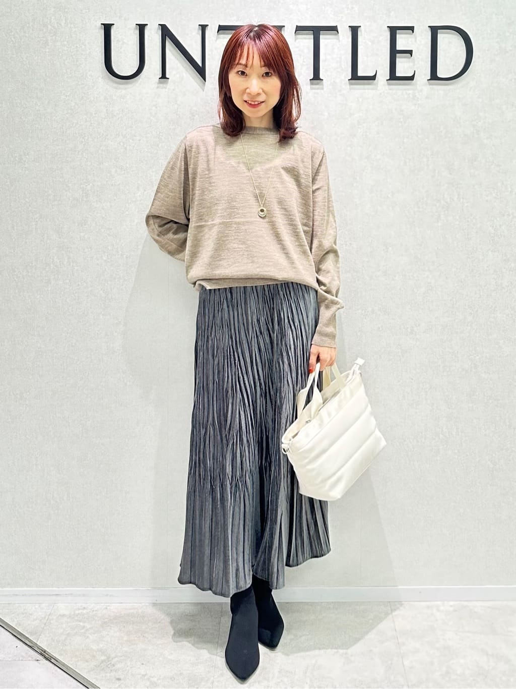 Miwaさんの「UNTITLED｜【アンサンブル可/洗える】シルクウールカシミヤ ドルマンスリーブニット」を使ったコーディネート