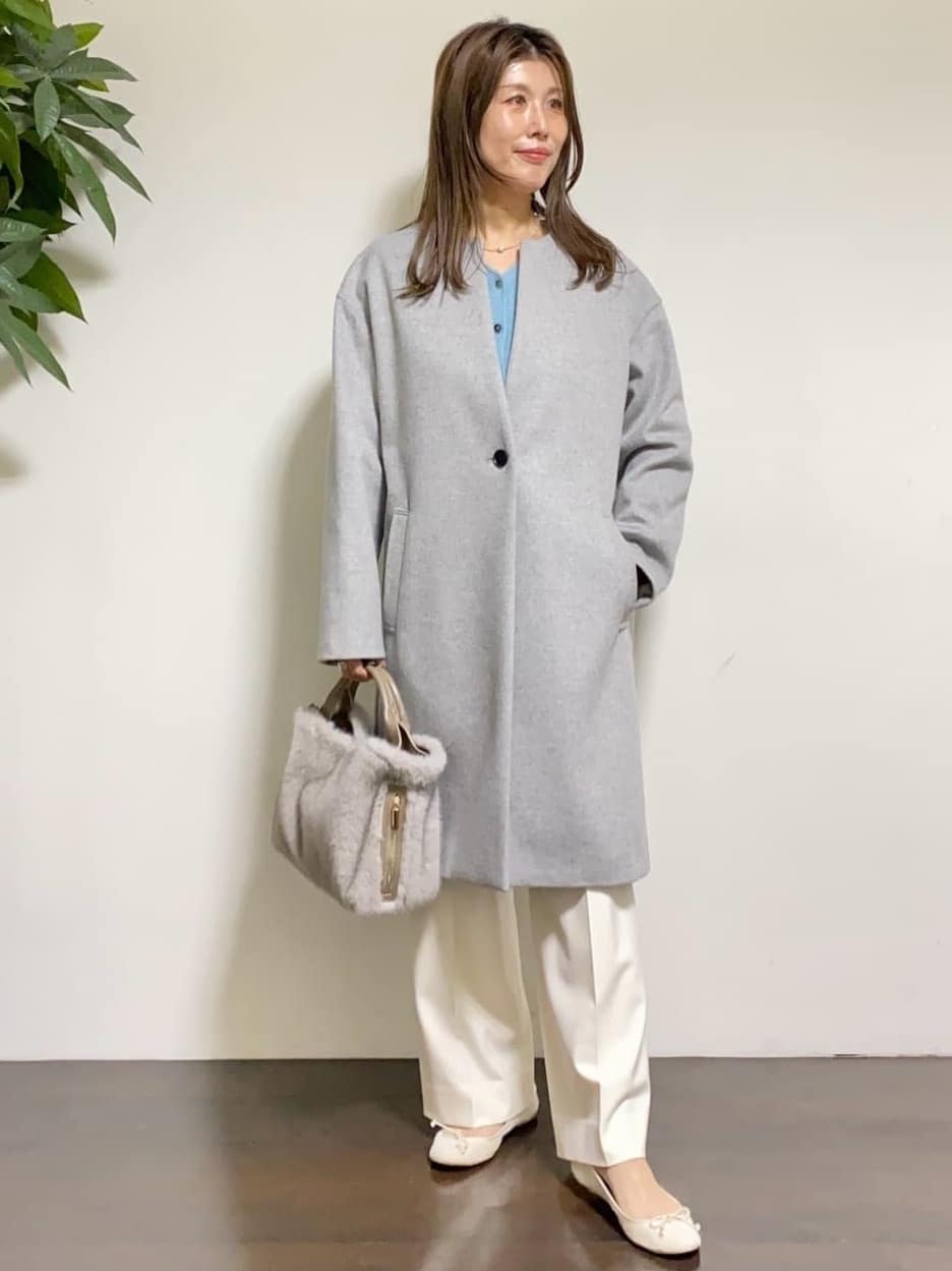 tomoさんの「UNTITLED｜ミニフェイクファーショルダー」を使ったコーディネート