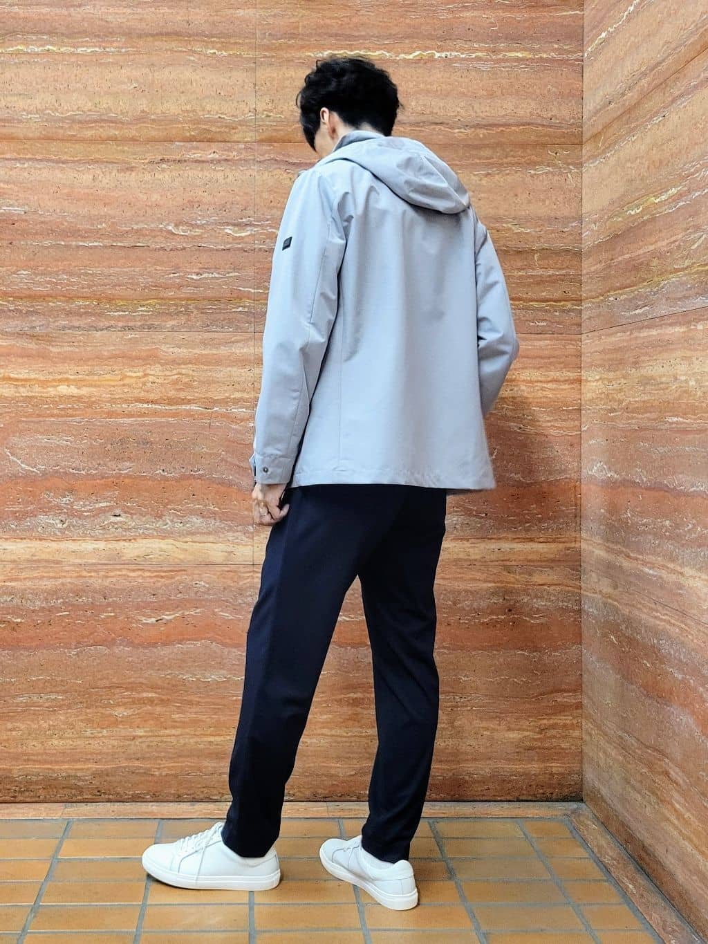 piroyaさんの「TAKEO KIKUCHI｜ストレッチ テーラードＴシャツ」を使ったコーディネート
