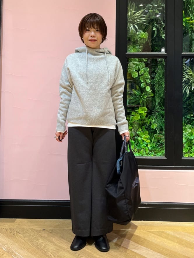 ogataさんの「DRESSTERIOR｜ソフトサーモポンチイージーワイドパンツ」を使ったコーディネート