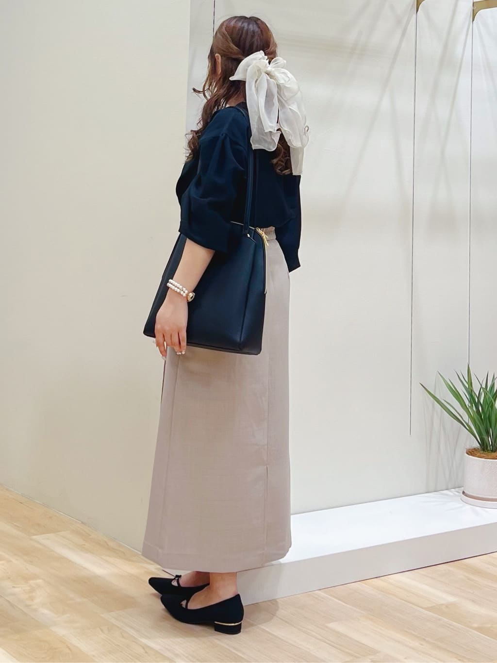 みことさんの「grove｜【カセット服】洗えるストレートシルエットスカート」を使ったコーディネート