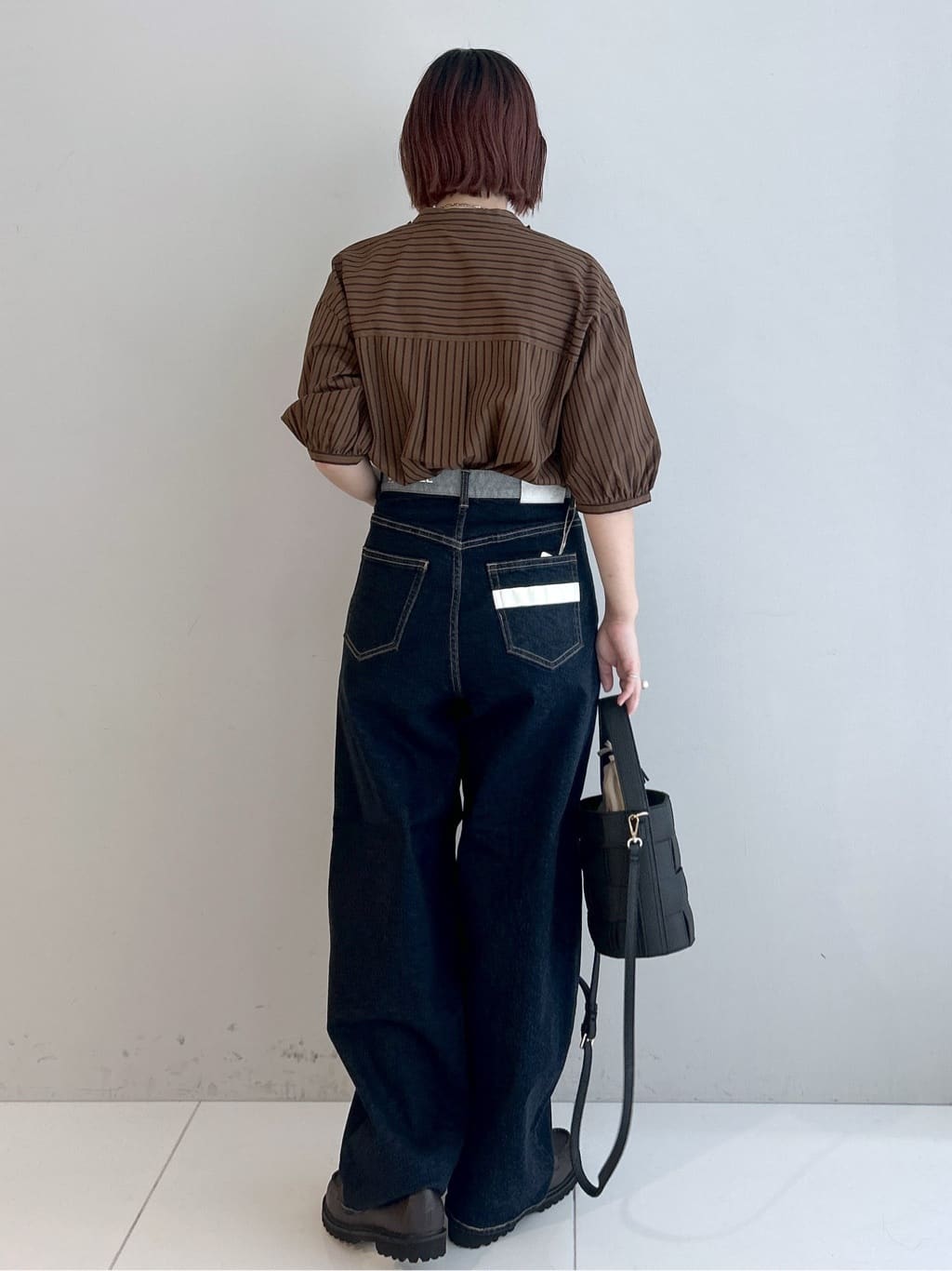 Hirokaさんの「Dessin｜【洗える】フリルバンドカラー五分袖ブラウス」を使ったコーディネート