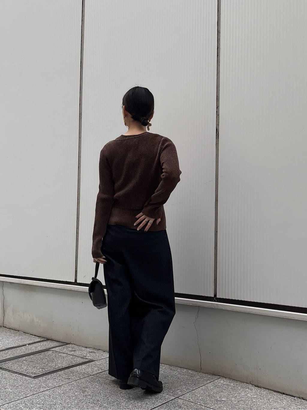 ayanoさんの「INDIVI｜ツイードタックワイドパンツ」を使ったコーディネート