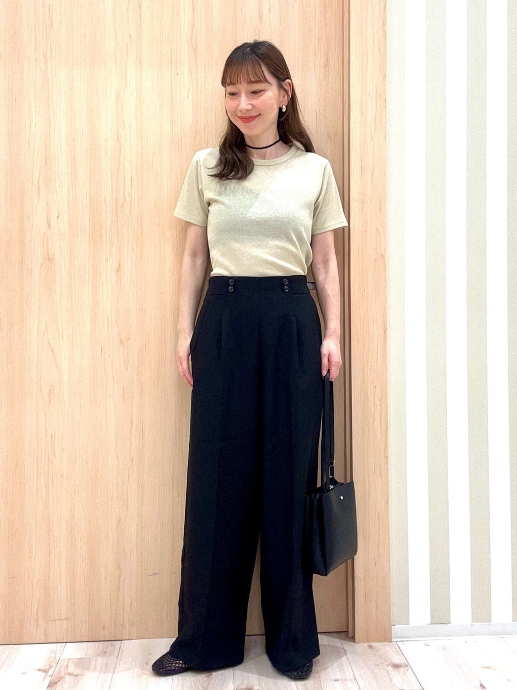 ririさんの「SHOO･LA･RUE｜【S-LL】大人のラメ感 テレコ半袖トップス」を使ったコーディネート