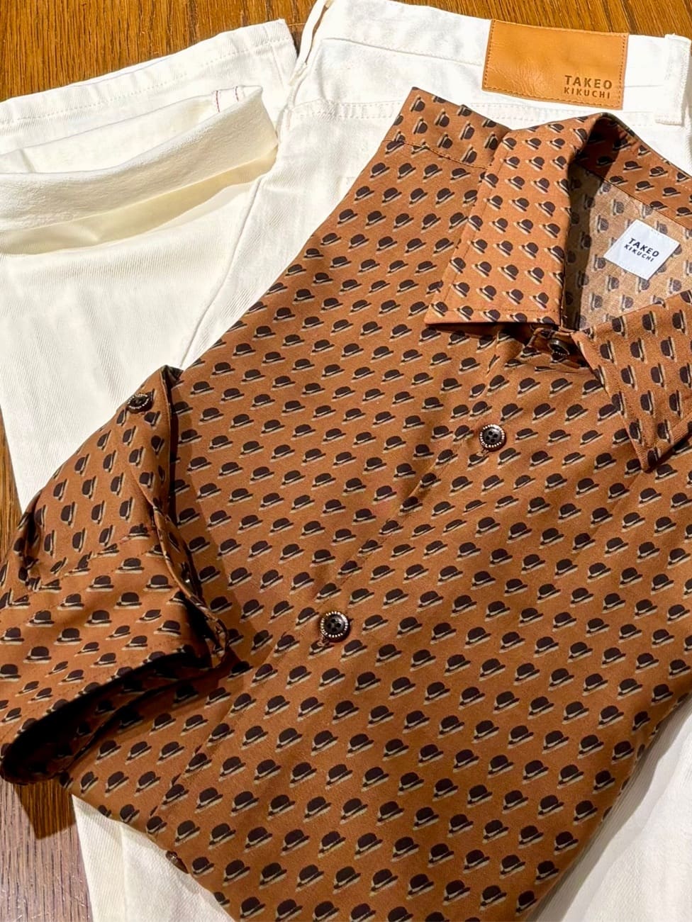 のぐみさんの「TAKEO KIKUCHI｜ボーラーハット柄 長袖シャツ」を使ったコーディネート