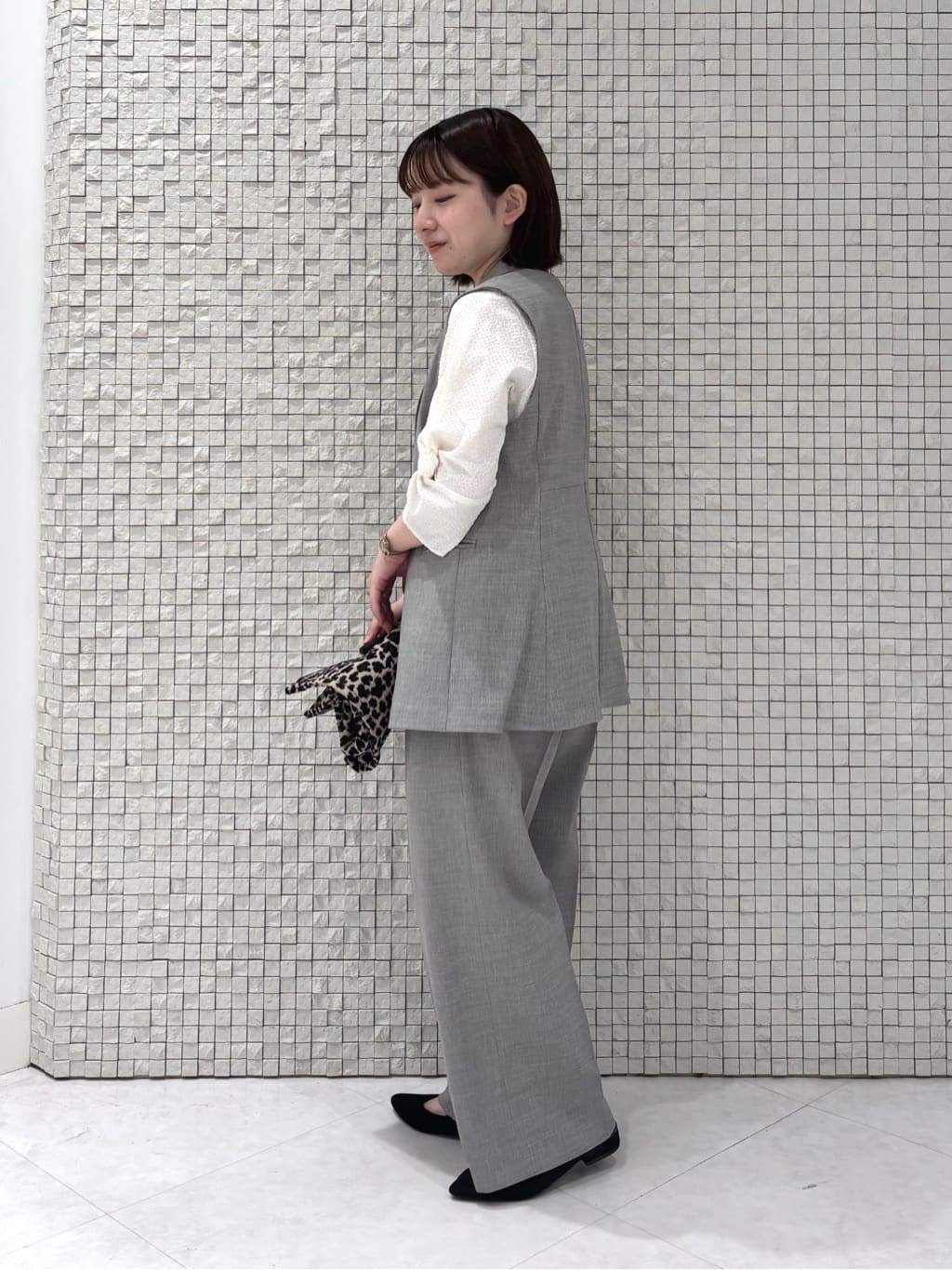 sakuさんの「INDIVI｜【UVケア／吸汗速乾】スリーブデザインブラウス」を使ったコーディネート
