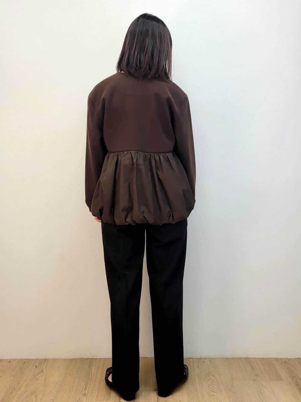 LISAさんの「OPAQUE.CLIP｜ウールライクペプラムドッキングアウター【洗濯機洗い可】」を使ったコーディネート