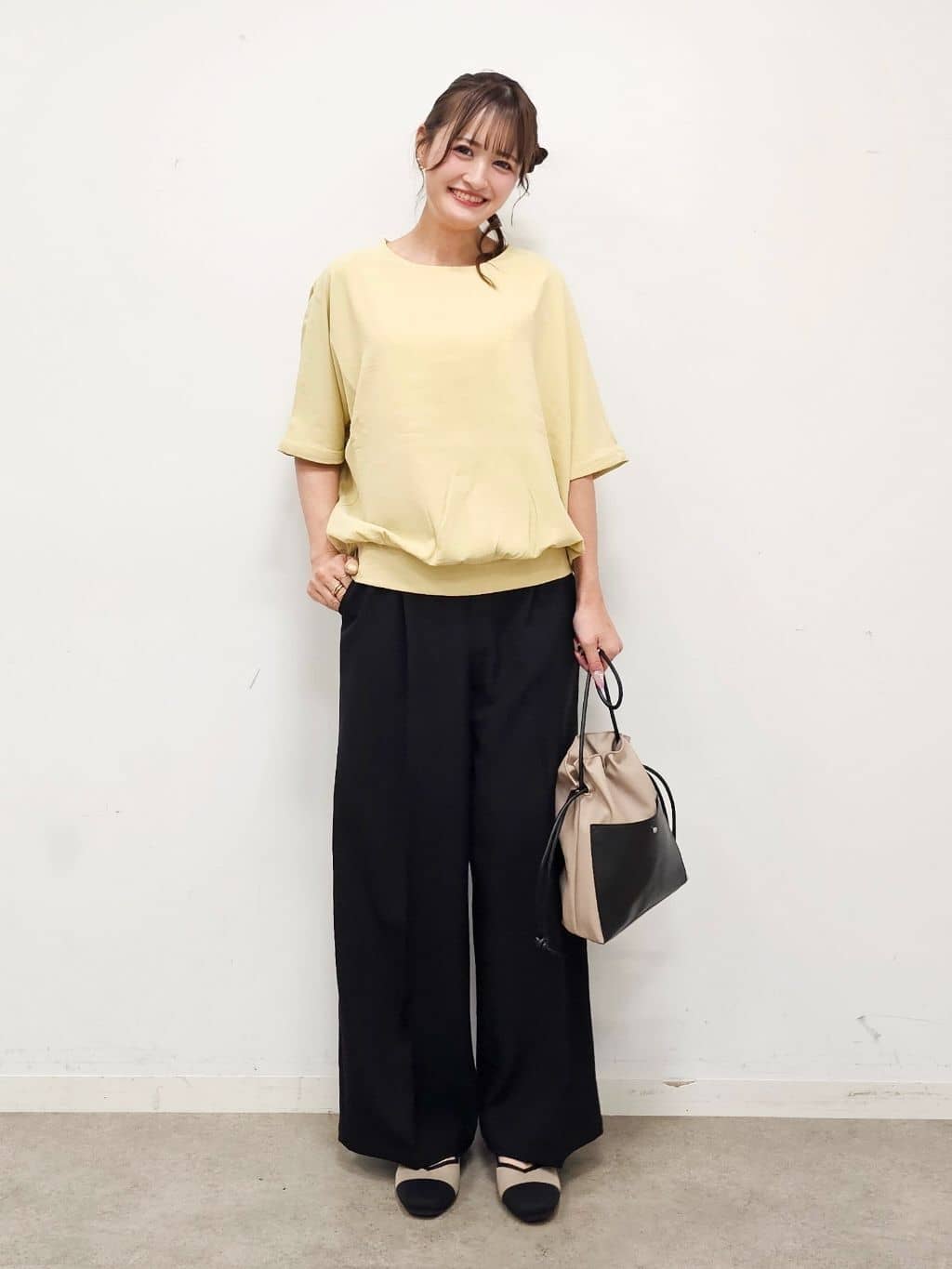 ゆゆさんの「SHOO･LA･RUE｜【洗濯後しわになりにくい】さらっとタッチの 5分袖ドルマンブラウス」を使ったコーディネート