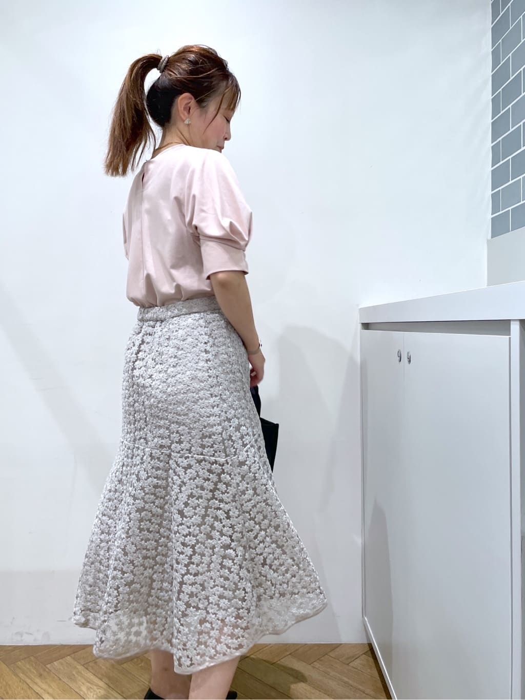 Junさんの「index｜パフスリーブトップス【洗濯機洗い可】」を使ったコーディネート