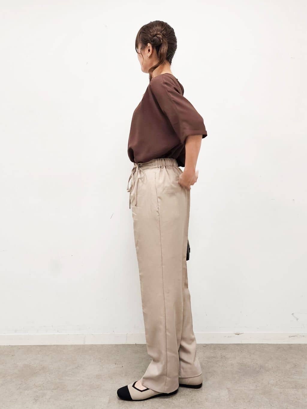 ゆゆさんの「SHOO･LA･RUE｜【洗濯後しわになりにくい】さらっとタッチの 5分袖ドルマンブラウス」を使ったコーディネート