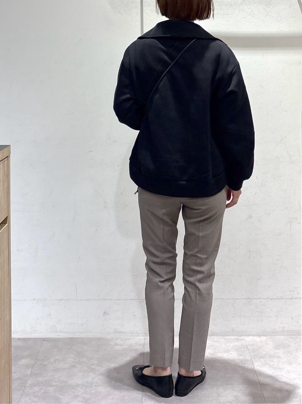 たけねぇさんの「OPAQUE.CLIP｜《SS-LLサイズ》ハイストレッチイージースティックパンツ【洗濯機洗い可】」を使ったコーディネート