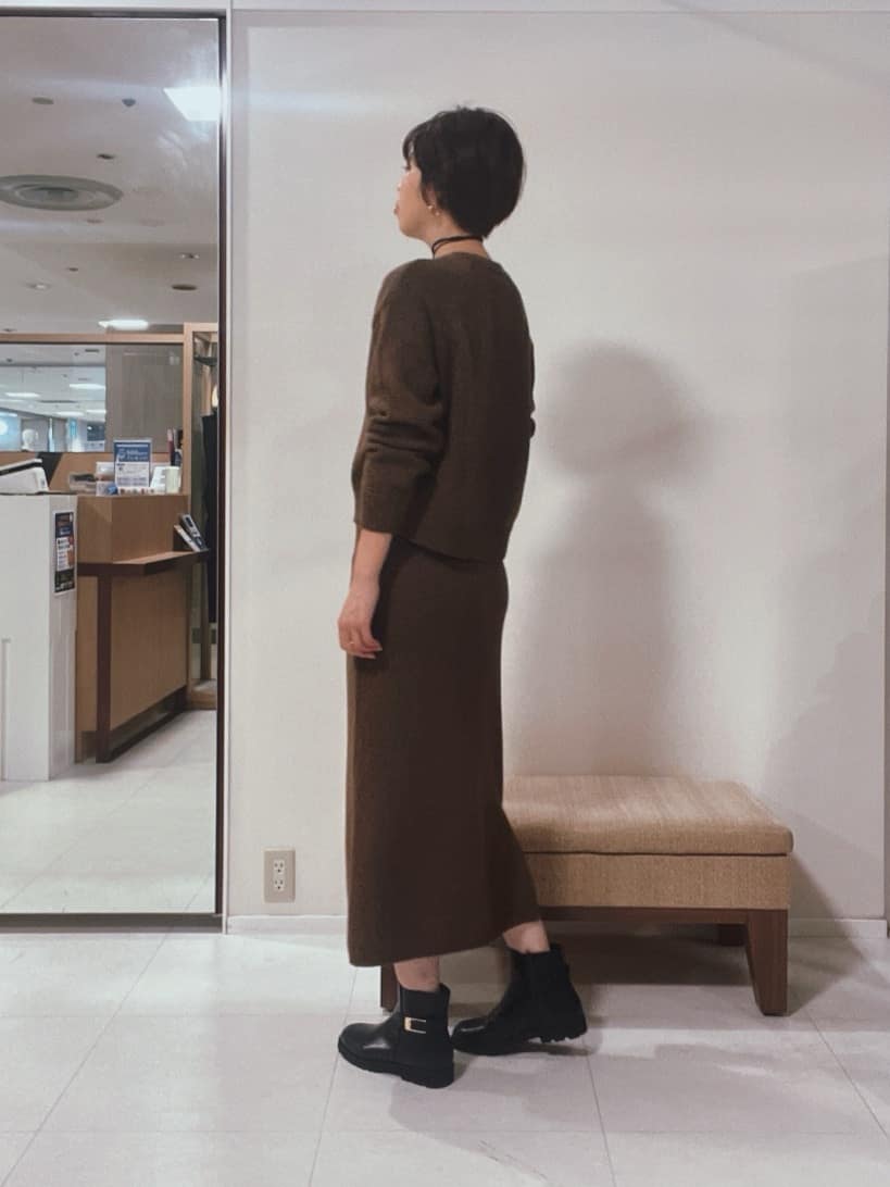 IWAMOさんの「UNTITLED｜【セットアップ可/ゆったり】ウール混ラメニット」を使ったコーディネート