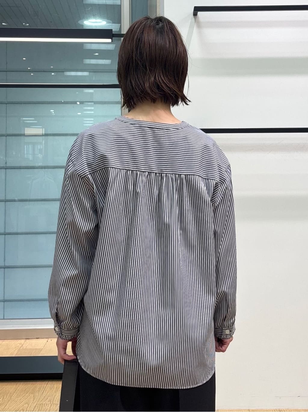 asamiさんの「INDIVI｜【着心地◎！】タックワイドパンツ」を使ったコーディネート