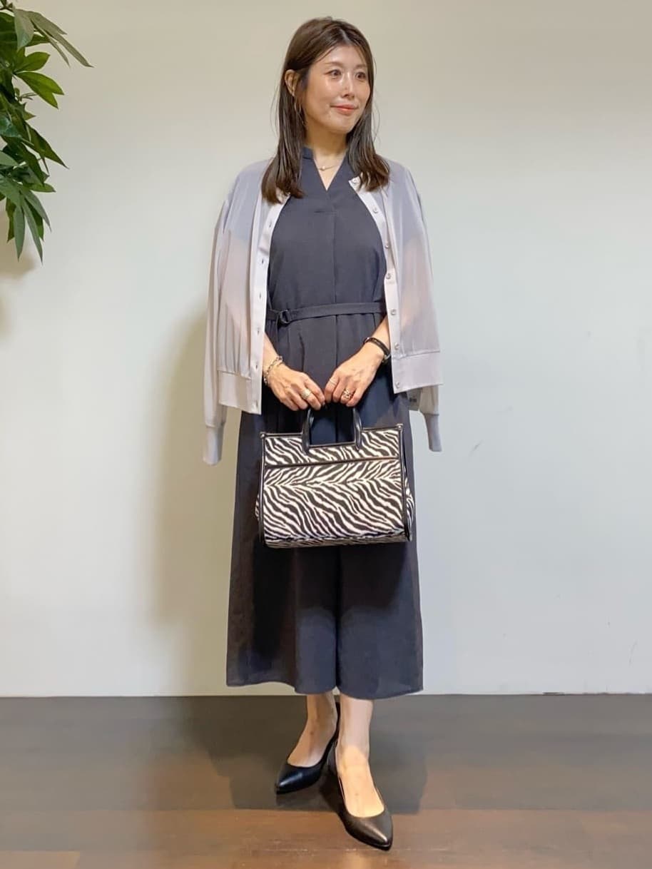 tomoさんの「UNTITLED｜【UV/はっ水】リラククールワンピース」を使ったコーディネート