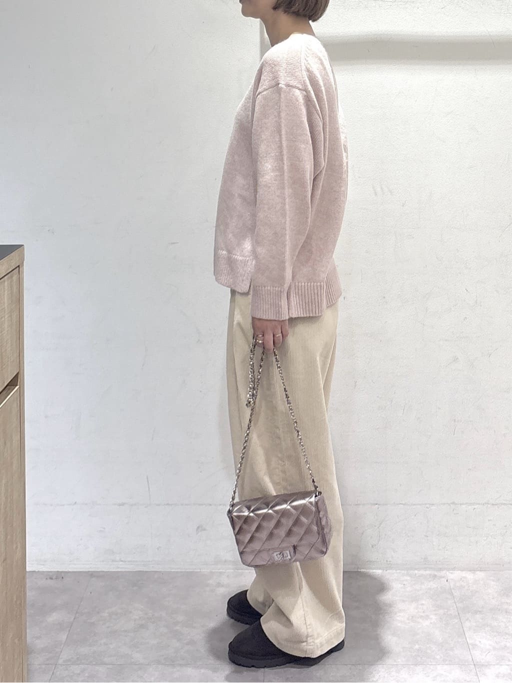たけねぇさんの「OPAQUE.CLIP｜リラクシークルーネックニット【洗濯機OK】」を使ったコーディネート