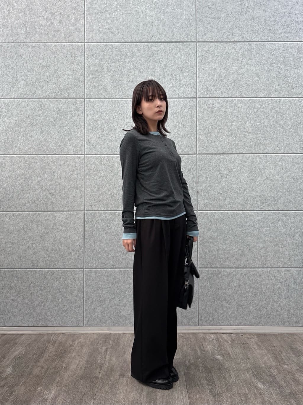 erikaさんの「INDIVI｜Timeless｜モードスラックス」を使ったコーディネート