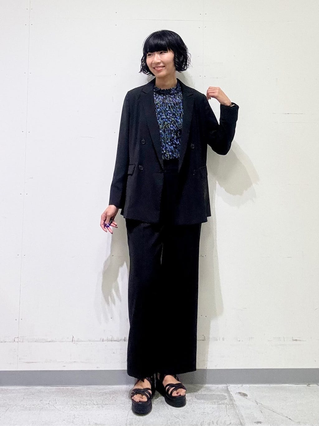 naoさんの「INDIVI｜【軽く羽織れる！】ダブルジャケット」を使ったコーディネート